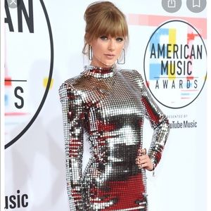 Fashion Nova - disco ball silver fitted dress